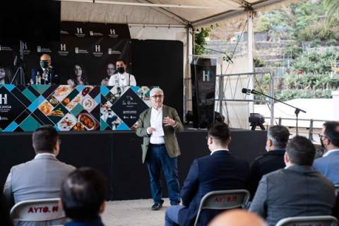 Instantanea del acto / Foto: (Fran Villalba Photographer) @franphotoart.